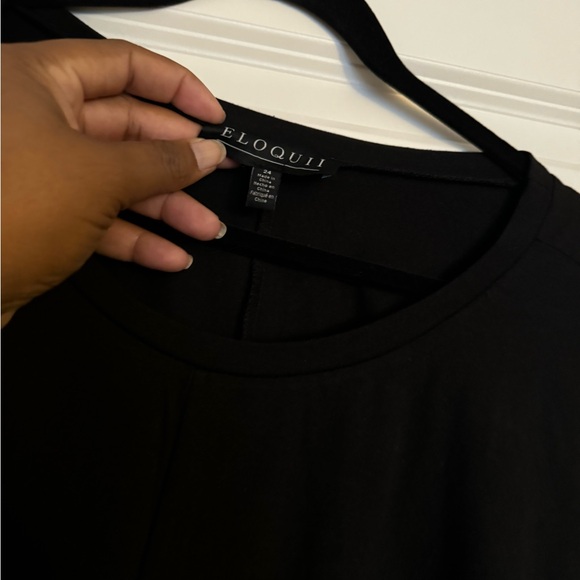 Cross front Black Dress - Picture 5 of 5